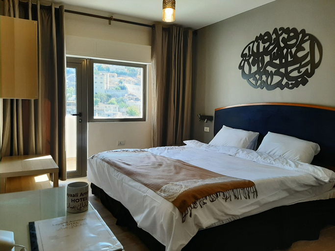 Bedroom 4, Layaali Amman, Amman