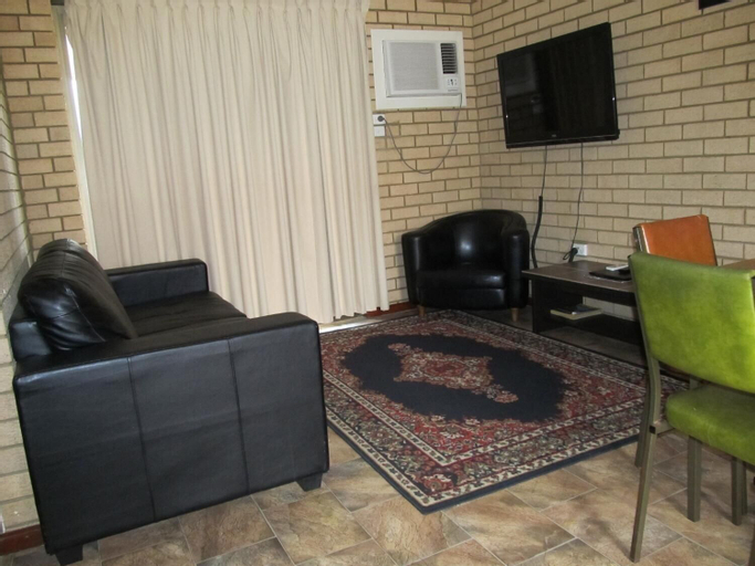 Others 5, Ocean View Villas, Geraldton