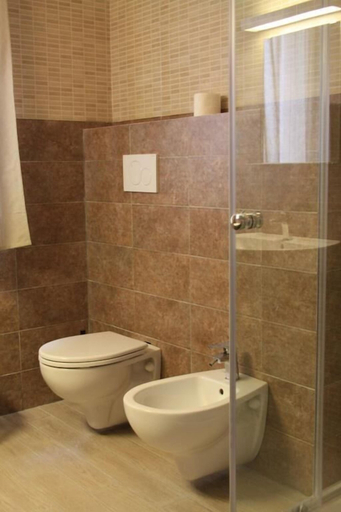 Bathroom 4, Cascina Bosco Gerolo, Piacenza