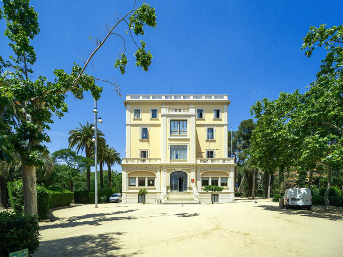 Exterior & Views 2, Limehome Barcelona Carrer de Fontcoberta, Barcelona