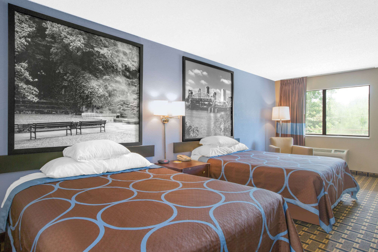 Bedroom 2, Super 8 by Wyndham Brinkley, Monroe