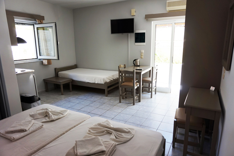 Bedroom 3, Niriis Hotel, Crete