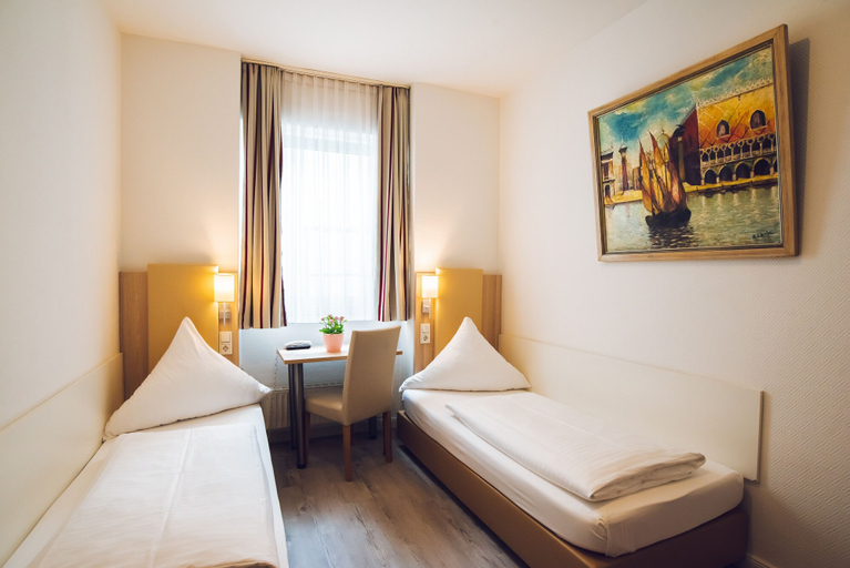 Bedroom 4, Hotel DomBlick, Köln