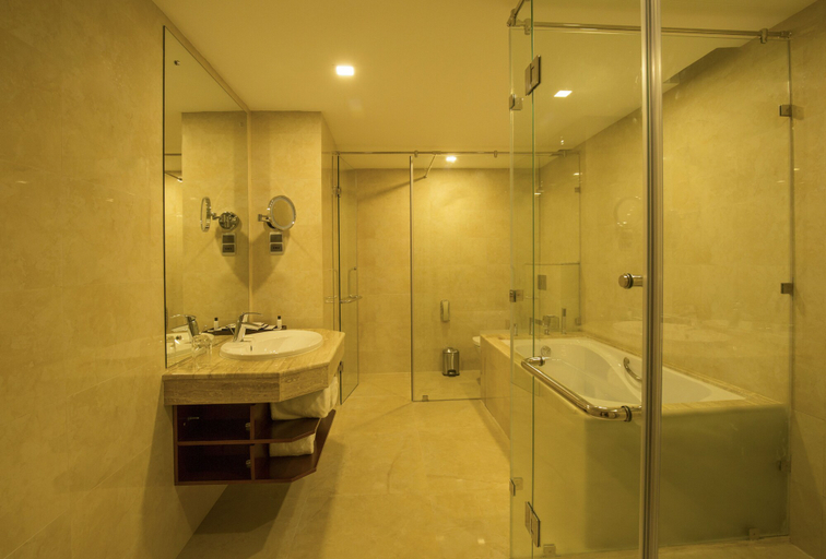 Bathroom 5, Marino Beach Colombo, Thimbirigasyaya
