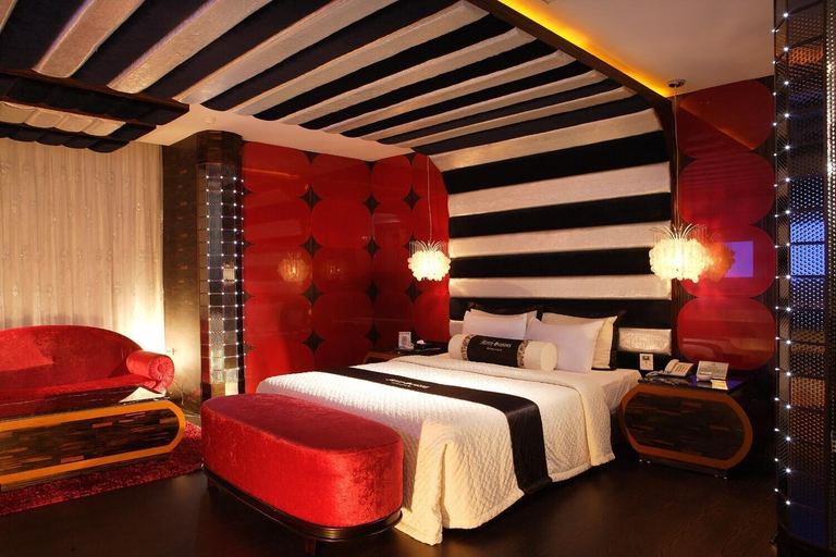 Bedroom 2, Merry Season Motel, Kaohsiung