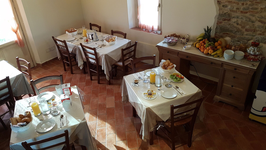 Food & Drinks 5, Casal Sant' Elena, Lucca