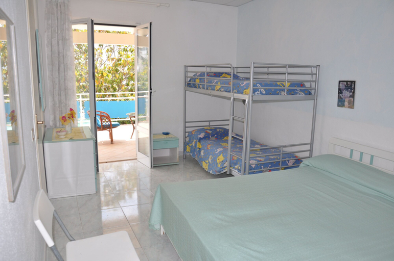 Bedroom 3, Hotel Villa Tre Sorelle, Napoli