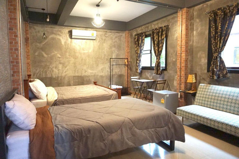 Bedroom 3, Sawatdee Guesthouse the Original, Dusit