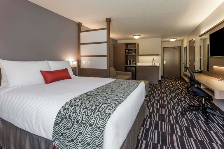 Bedroom 3, Microtel Inn & Suites by Wyndham Kitimat, Kitimat-Stikine
