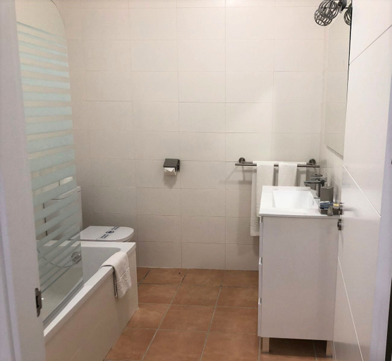 Bathroom 3, Hotel Arco del Sol, Málaga