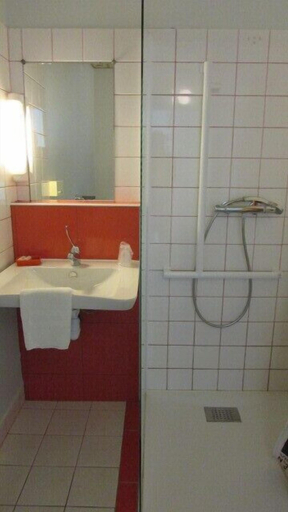 Bathroom 4, Le Bon Repos, Charente