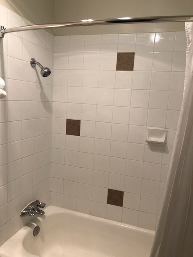 Bathroom 4, Super 8 by Wyndham Kamloops East, Thompson-Nicola
