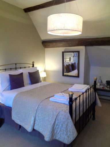 Bedroom 3, The Kings Head Hotel, Herefordshire