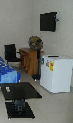 Others 3, Banoc Hotel, Akwapim South