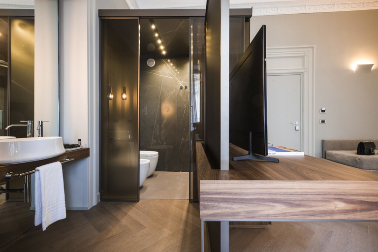 Bathroom 5, inCanto, Palermo