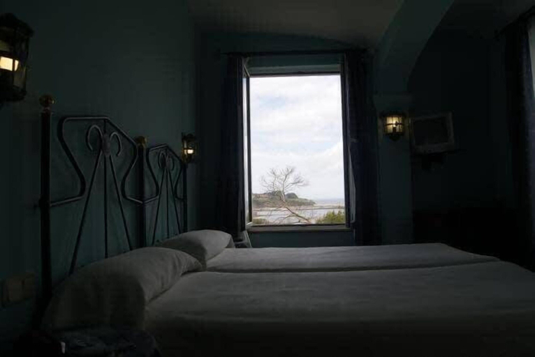 Bedroom 3, Hotel Los Laureles, Asturias