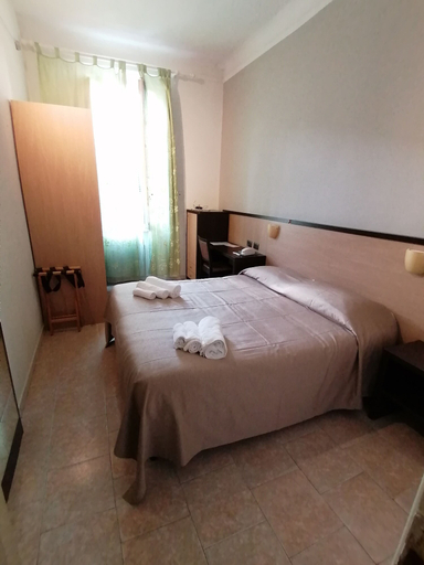 Bedroom 4, Hotel Cilene, Lucca