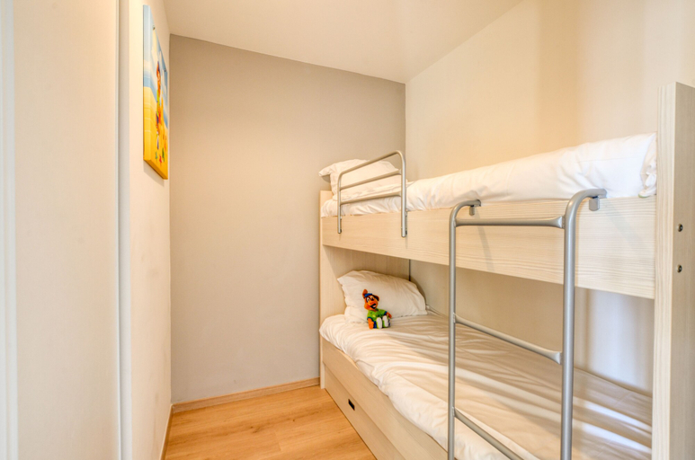 Bedroom 2, Evancy Etoile des Dunes, Nord