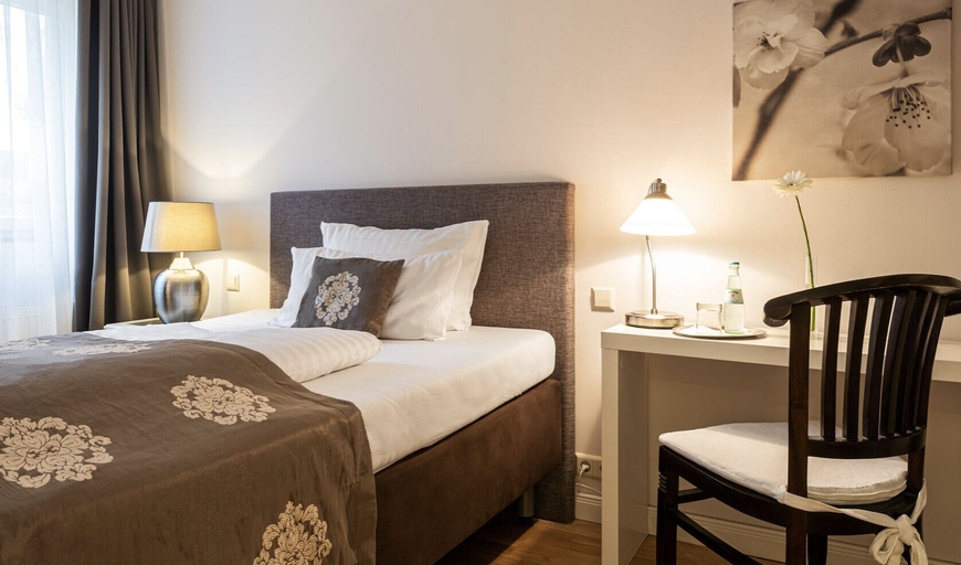 Bedroom 3, Gutshof Havelland, Havelland