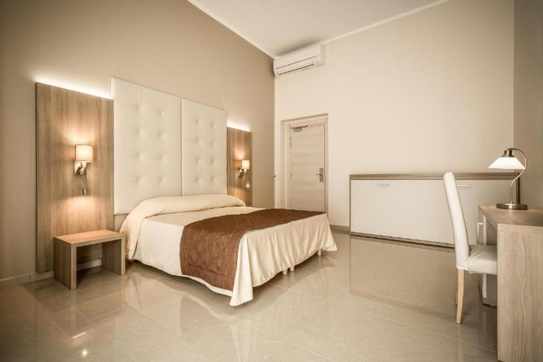Bedroom 1, RIVA SUPERIOR, Genova