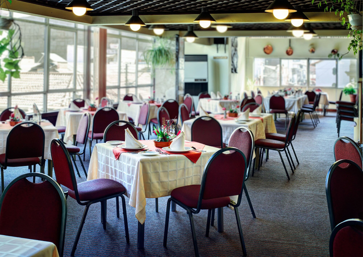 Food & Drinks 4, Cesars Plaza Hotel, Cercado