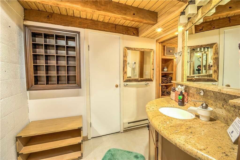 Bathroom 5, Ski Time Square 208, Routt