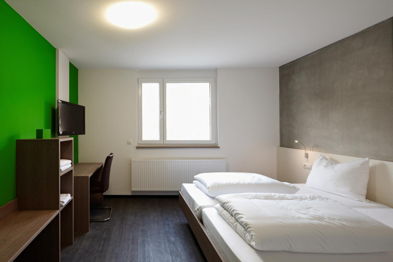 Bedroom 3, a2 HOTELS Plochingen, Esslingen