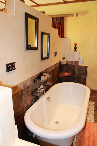 Bathroom 4, A Cherry Lane Self Catering and B&B, Mangaung