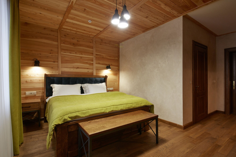 Bedroom 3, Ganz & SPA, Nadvirnians'kyi