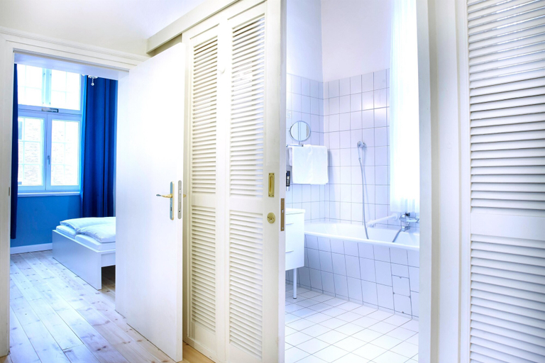 Bathroom 5, Hotel Pelli Hof Rendsburg by Tulip Inn, Rendsburg-Eckernförde