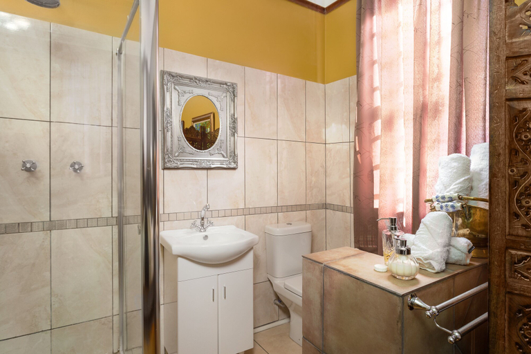 Bathroom 4, Bethulie Guest Farm, Xhariep