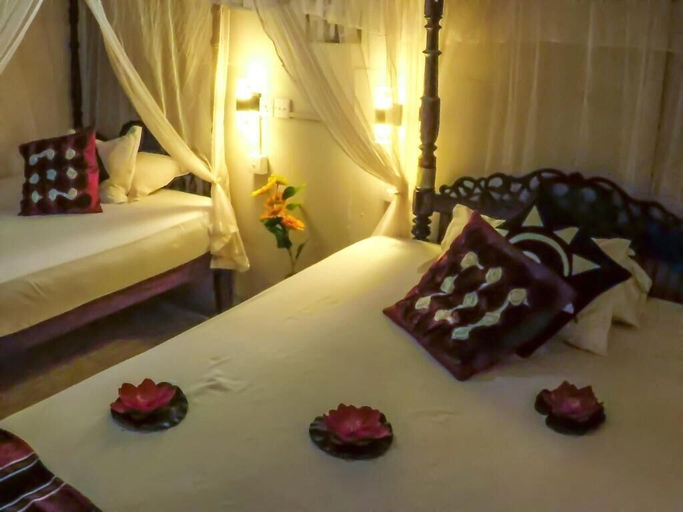 Bedroom 2, Mrs Wijenayake's Beach Haven Guest House, Galle Four Gravets