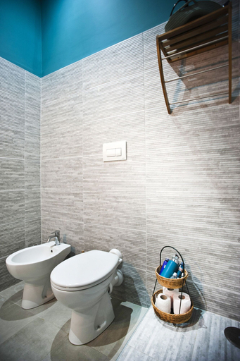 Bathroom 5, Trastevere Dream House, Rome