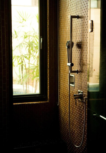 Bathroom 3, Merry Season Motel, Kaohsiung
