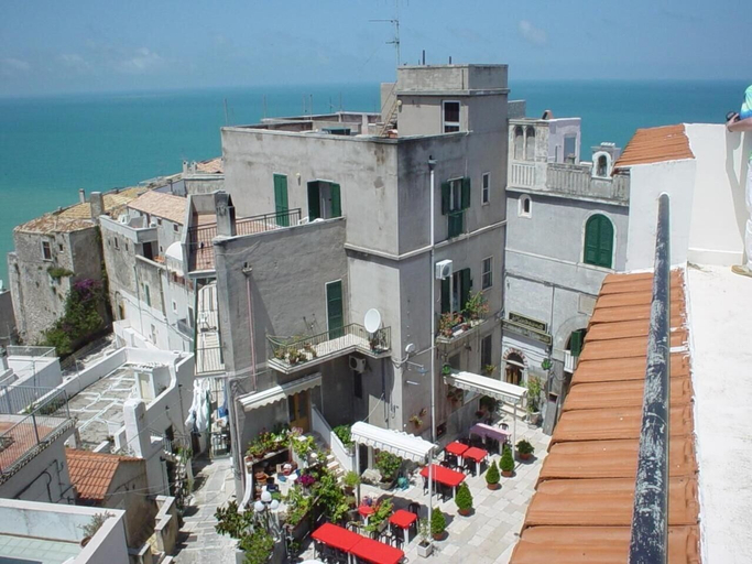 Exterior & Views 2, Locanda Al Castello, Foggia