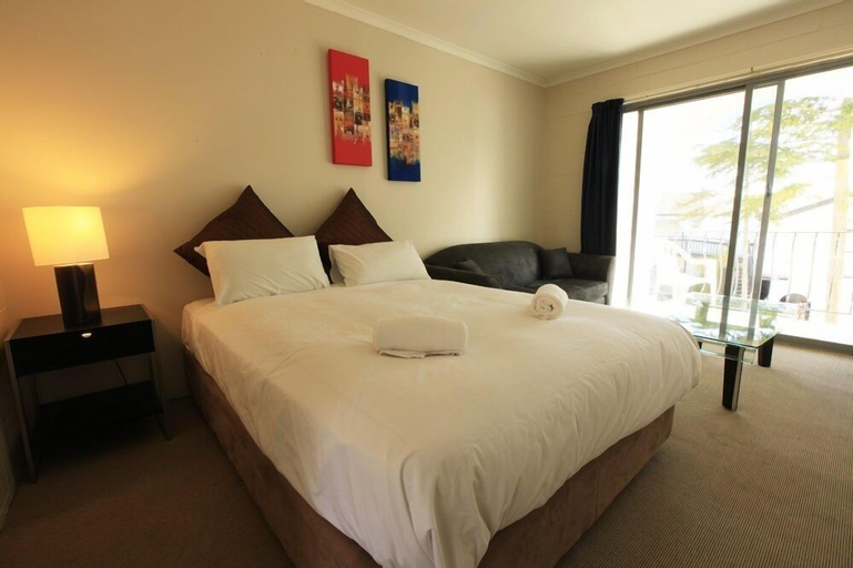 Bedroom 3, Siesta Villa, Snowy River