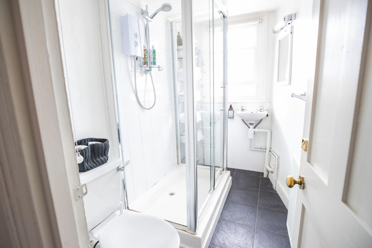Bathroom 3, Tower House, Oxfordshire