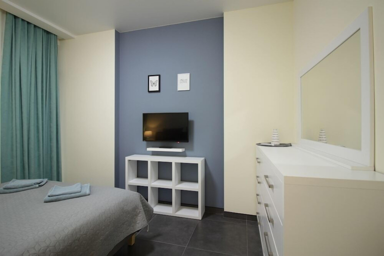 Bedroom 2, KNJZ Seaview Apartment, Batumi