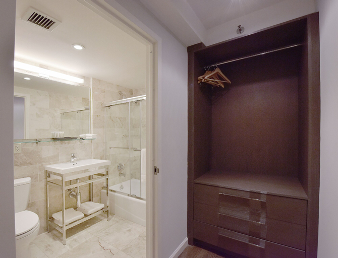 Bedroom 5, Hotel 32 32, New York