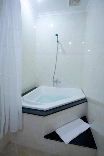Bathroom 4, Linh Phuong 2 Hotel, Ninh Kiều