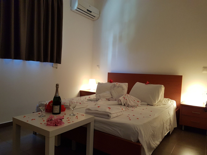 Bedroom 3, Elounda Sunrise Apartments, Crete