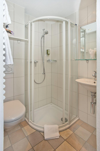 Bathroom 3, Hotel Sonnenberg, Interlaken