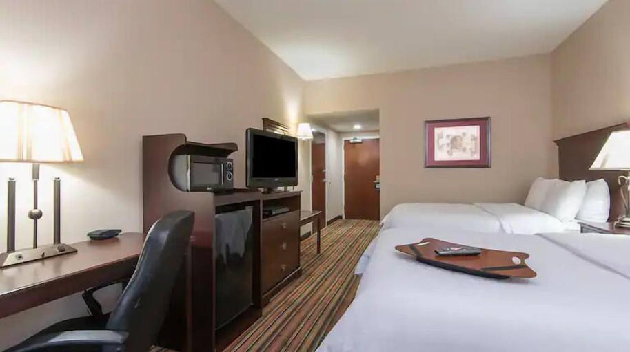 Bedroom 3, Hampton Inn Danville, VA, Danville