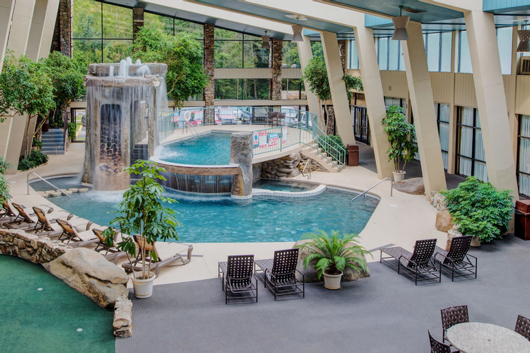 Glenstone Lodge, Sevier