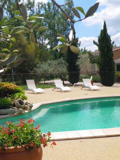 Sport & Beauty 5, Hôtel Résidence Les Peupliers, Vaucluse