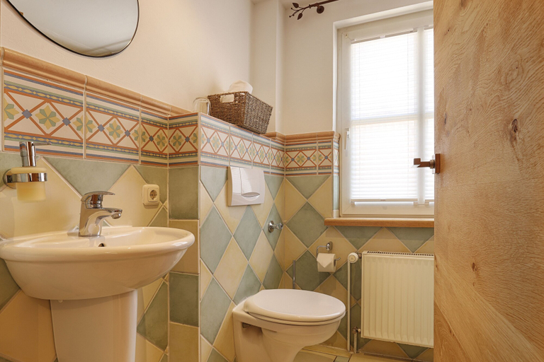 Bathroom 5, Landhotel Schwab, Kitzingen