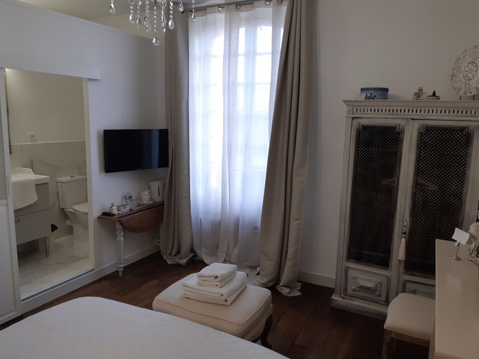 Bedroom 5, Le 1900, Ille-et-Vilaine