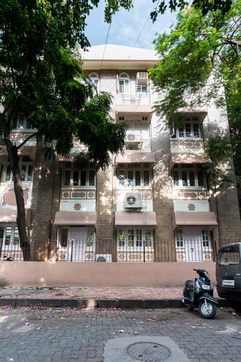 Bentleys Hotel Colaba, Mumbai City