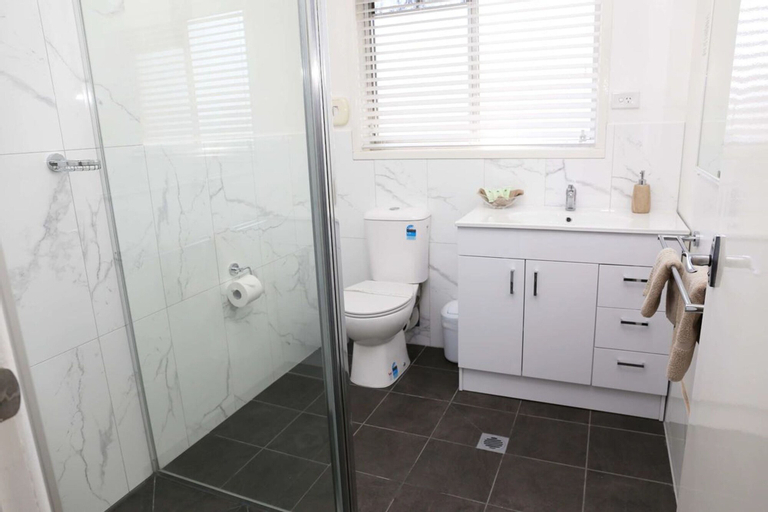 Bedroom 3, Westwood Motor Inn, Armidale Dumaresq