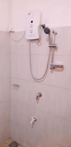 Bathroom 3, Hotel G Excursion, Wellawaya